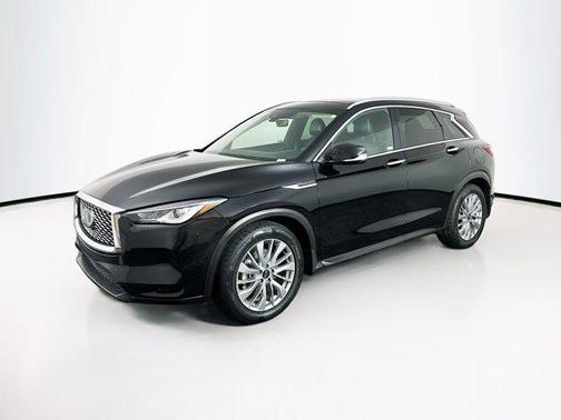 2023 INFINITI QX50 LUXE