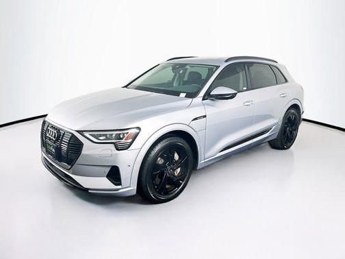 2022 Audi e-tron Premium