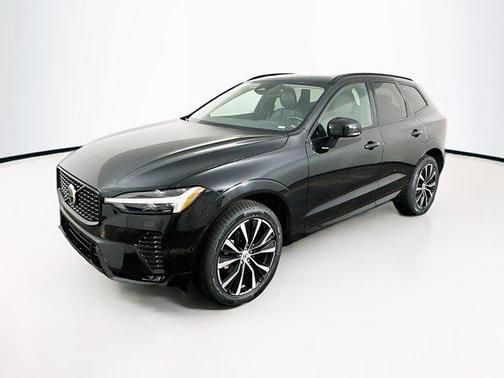 2024 Volvo XC60 B5 Plus Dark Theme