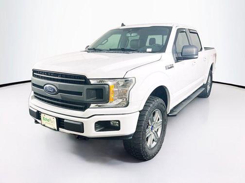 Oxford White 2019 Ford F-150 XLT