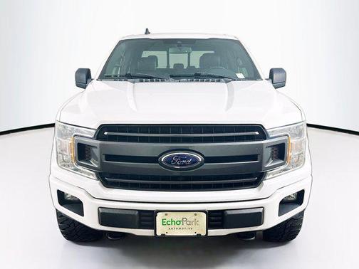 Oxford White 2019 Ford F-150 XLT