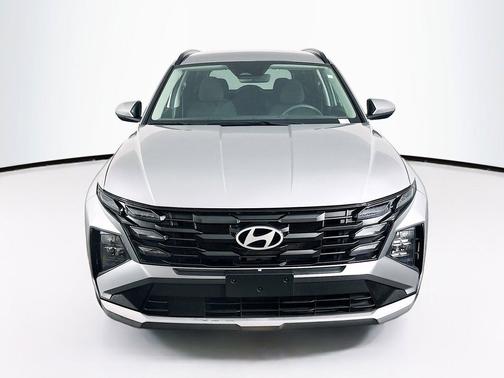 Shimmering Silver 2025 Hyundai TUCSON SEL