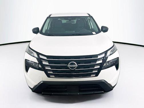 Glacier White 2024 Nissan Rogue S