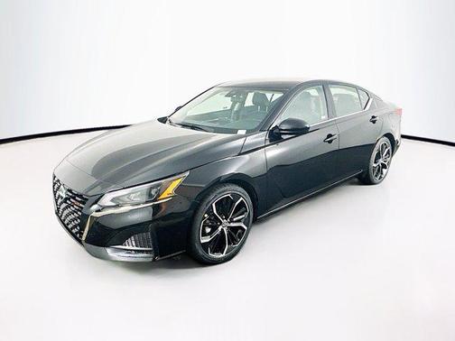2024 Nissan Altima SR FWD