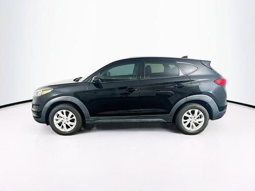 Black Noir Pearl 2021 Hyundai TUCSON SE