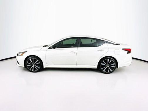 Pearl White Tricoat 2020 Nissan Altima SR FWD