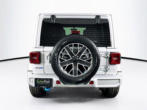 Silver Zynith Clearcoat 2023 Jeep Wrangler 4xe Sahara High Altitude