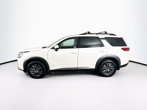 Pearl White Tricoat 2023 Nissan Pathfinder SV 4WD