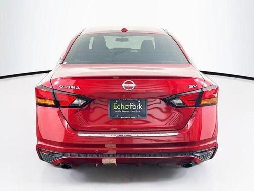 Scarlet Ember Tintcoat 2023 Nissan Altima 2.5 SV
