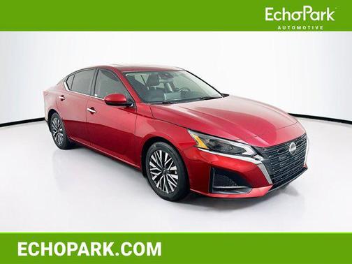 Scarlet Ember Tintcoat 2023 Nissan Altima 2.5 SV