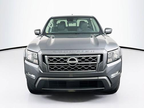Gun Metallic 2024 Nissan Frontier SV