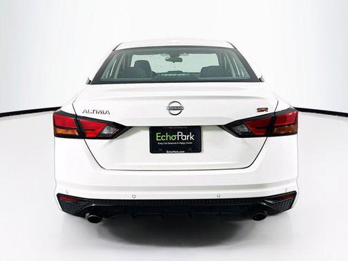 2023 Nissan Altima SR FWD