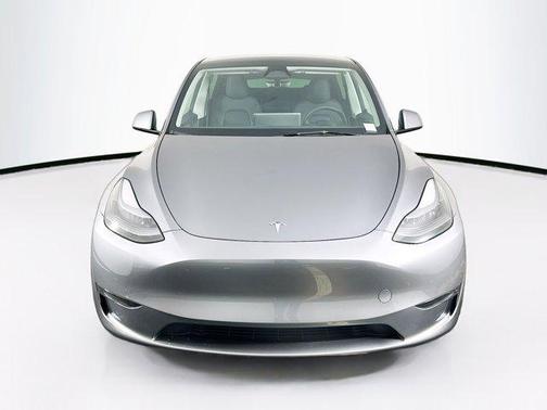 2025 Tesla Model Y Long Range Dual Motor Rear-Wheel Drive