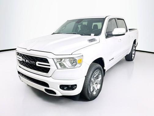 Bright White Clearcoat 2022 RAM 1500 Big Horn/Lone Star