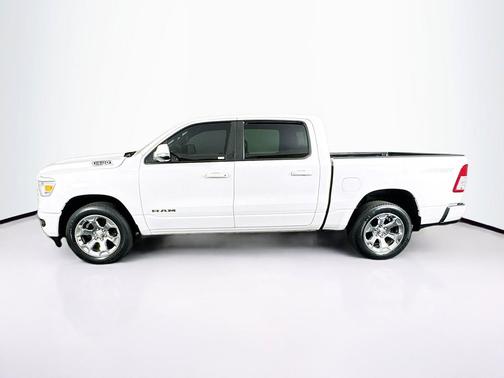 Bright White Clearcoat 2022 RAM 1500 Big Horn/Lone Star