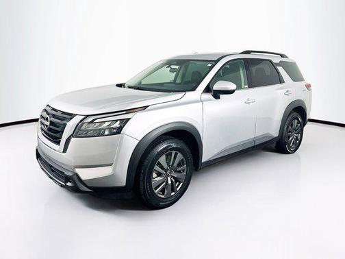 2024 Nissan Pathfinder SV FWD