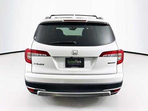 2021 Honda Pilot Touring 8-Passenger