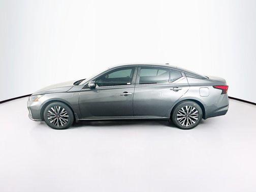 Gun Metallic 2023 Nissan Altima 2.5 SV