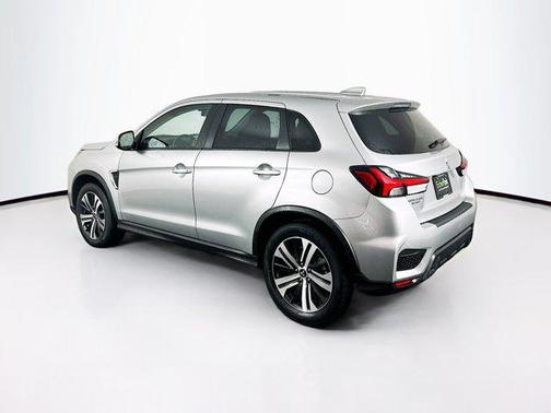 2025 Mitsubishi Outlander Sport SE