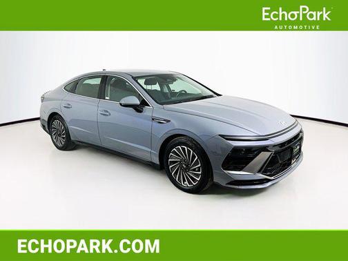 2025 Hyundai SONATA Hybrid SE