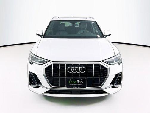 2024 Audi Q3 Premium 45 TFSI S line quattro Tiptronic