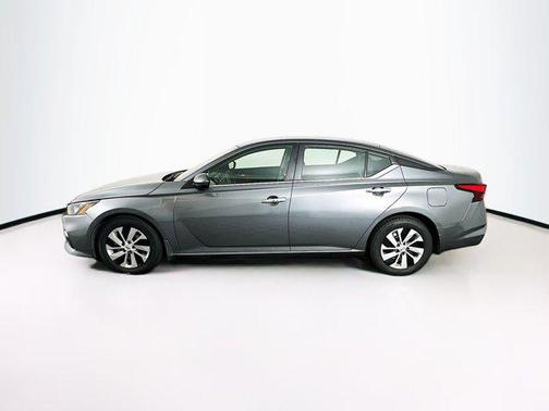 2022 Nissan Altima S FWD