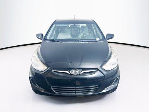 2013 Hyundai Accent GS