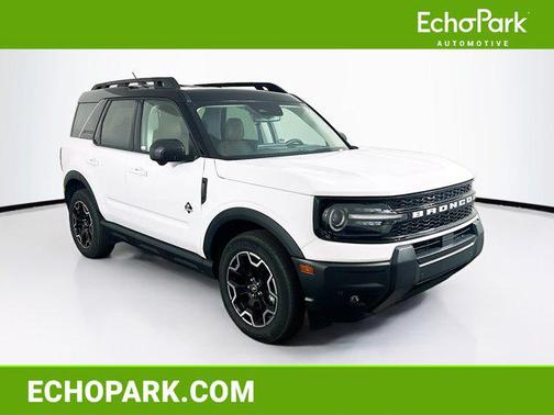 Oxford White 2025 Ford Bronco Sport Outer Banks