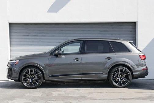 2025 Audi Q7 55 Premium Plus