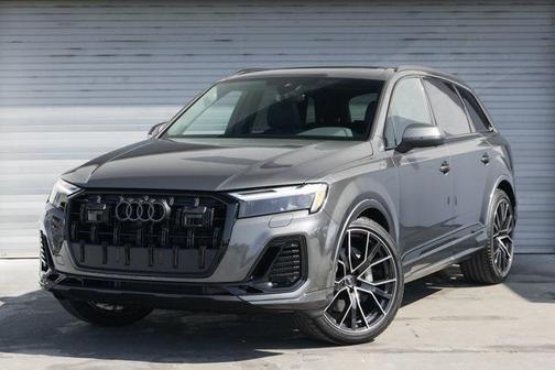 2025 Audi Q7 55 Premium Plus