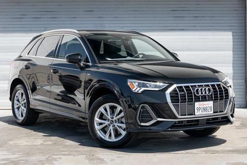 2024 Audi Q3 Premium 45 TFSI S line quattro Tiptronic