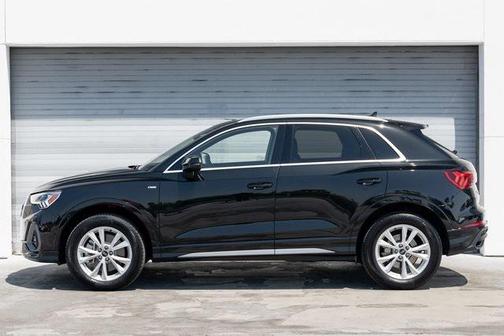 2024 Audi Q3 Premium 45 TFSI S line quattro Tiptronic