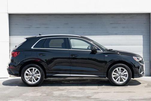 2024 Audi Q3 Premium 45 TFSI S line quattro Tiptronic