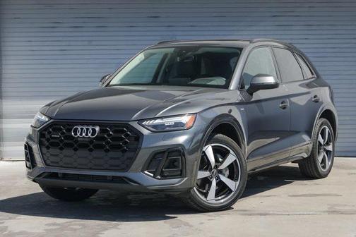 2022 Audi Q5 45 S line Prestige