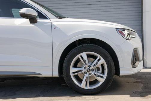 2023 Audi Q3 45 S line Premium Plus