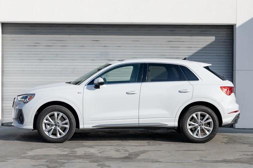 2025 Audi Q3 45 S line Premium Plus