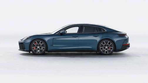2025 Porsche Panamera 
