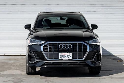 2024 Audi Q3 Premium 45 TFSI S line quattro Tiptronic