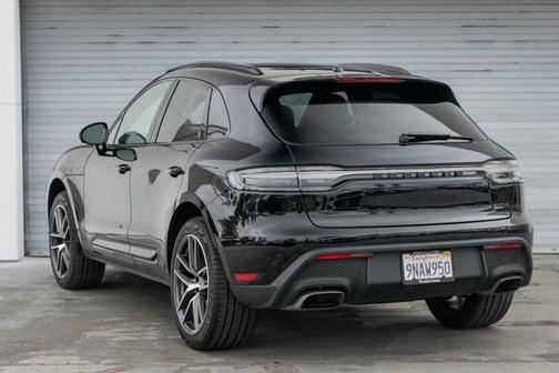 2024 Porsche Macan Base