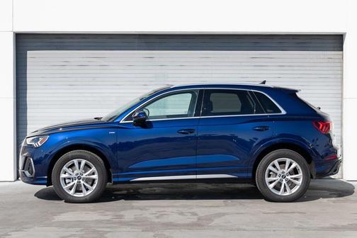 2025 Audi Q3 45 S line Premium Plus