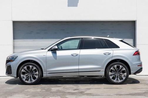 2025 Audi Q8 55 Premium Plus