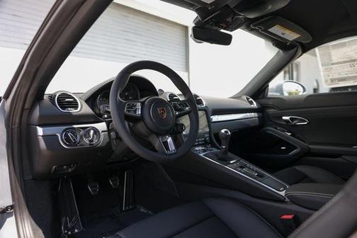 2024 Porsche 718 Boxster Style Edition