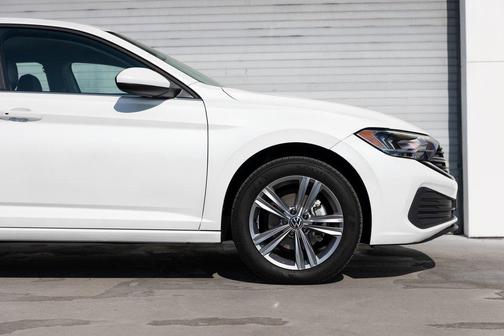 2023 Volkswagen Jetta 1.5T SE