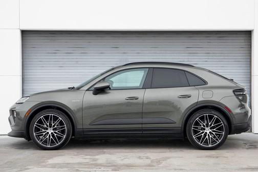 2024 Porsche Macan 
