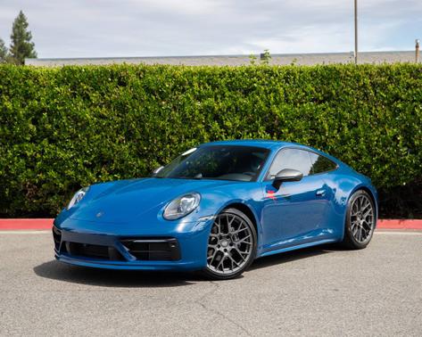 Paint to Sample: Manausblue 2024 Porsche 911