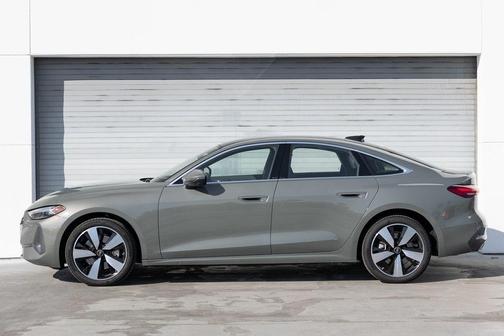 2025 Audi A5 Premium Plus TFSI quattro S tronic