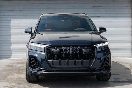 2025 Audi Q7 55 Prestige