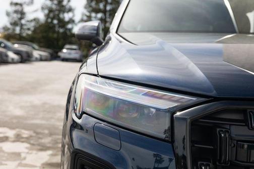 2025 Audi Q7 55 Prestige