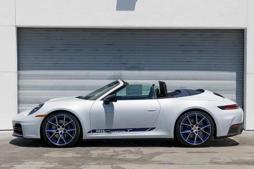 2025 Porsche 911 Carrera T