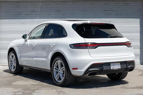 2023 Porsche Macan 